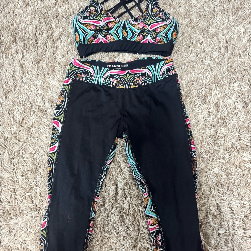 Gianni Bini Multicolor Activewear Set with Vibrant Patterns